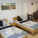 Trothaer Eck Apartman *