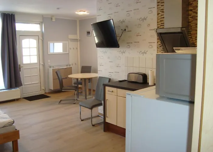 Trothaer Eck * Halle (Saale)